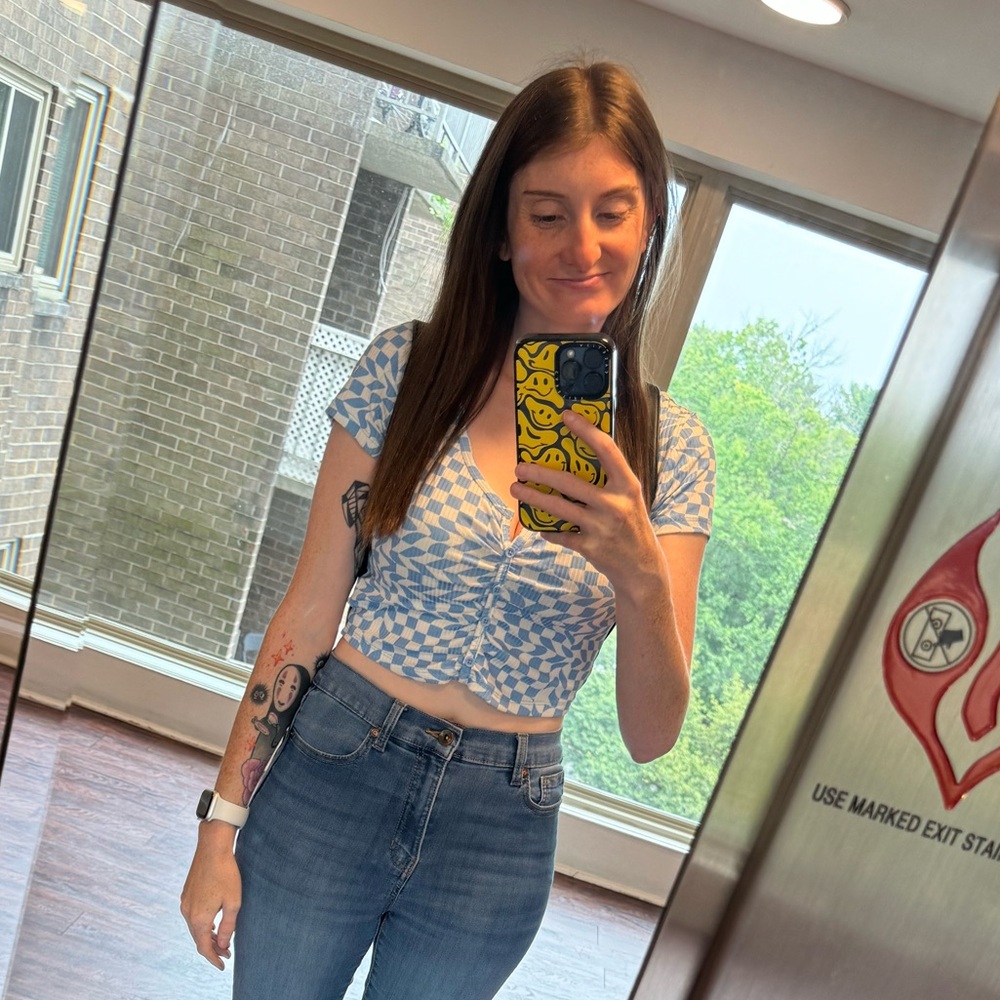 Meet Your Posher, Nikita